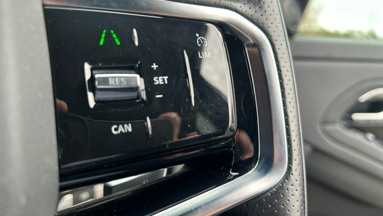 Land Rover Range Rover Evoque 1.5 P300e R-Dynamic S 5dr Auto Hatchback